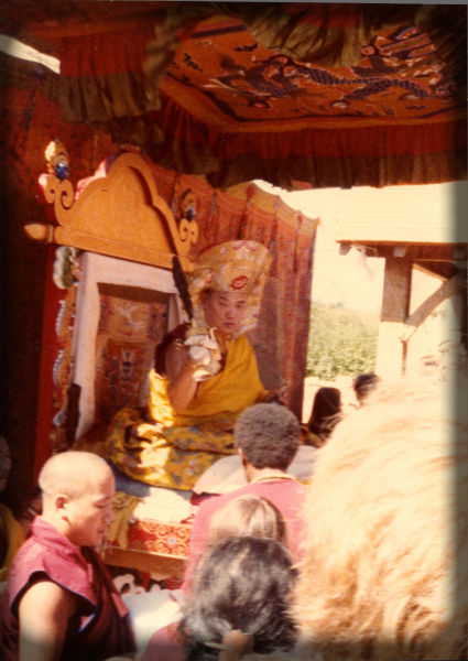 Première cérémonie de la Coiffe Noire à Dhagpo Kagyu Ling