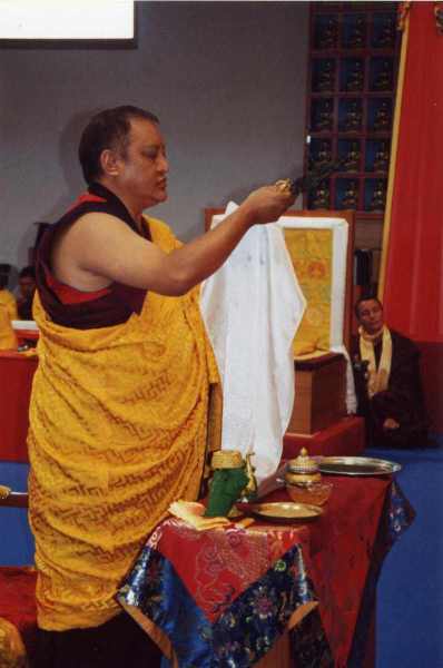 21 juillet 2001, le bouddha du grand temple de Kundreul Ling : de la création à la consécration