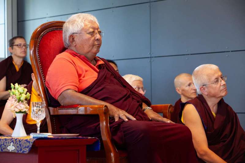 Son Éminence Trungram Gyatrul Rinpoché à Dhagpo Kagyu Ling