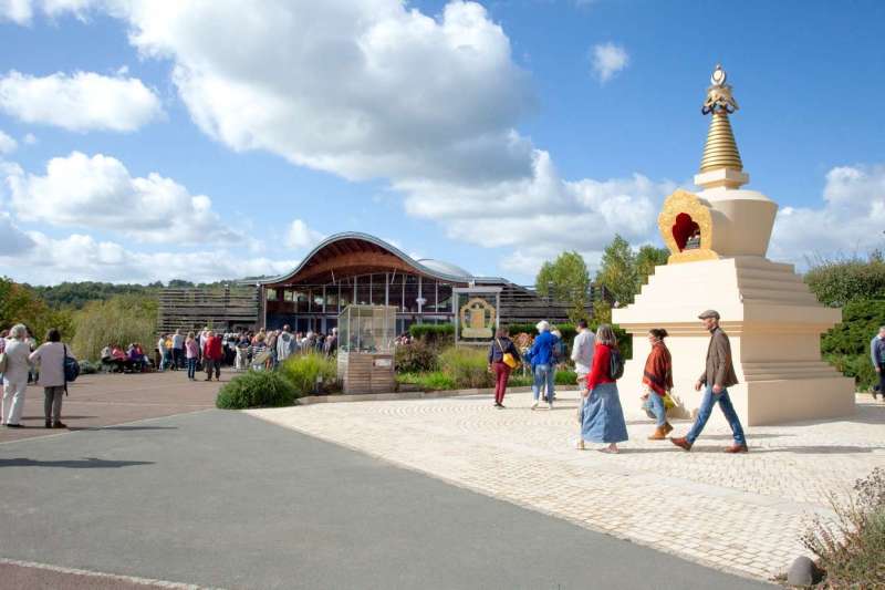 2025-10-04_NendoRinpoche_FB@DKLmedia-57_b