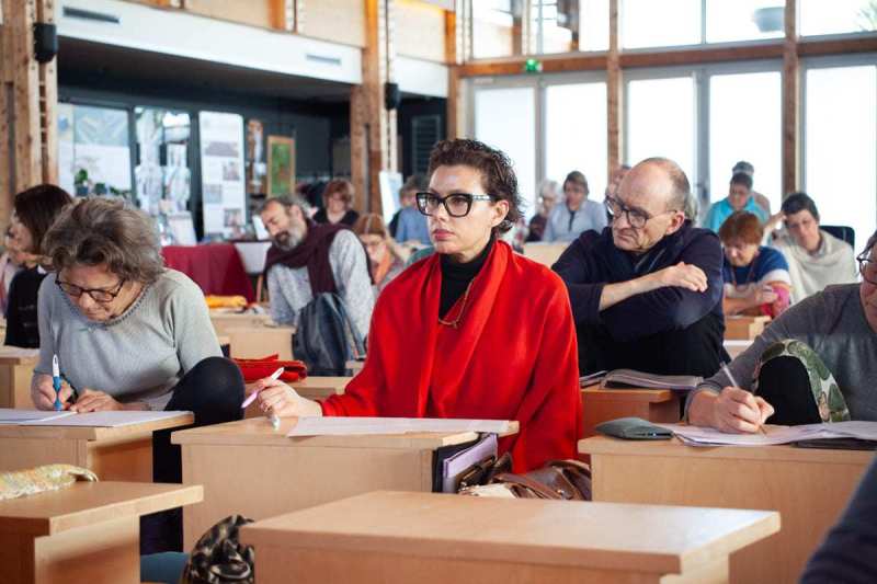 Retour en images sur la dernière retraite d’étude et méditation guidée par lama Jigmé Rinpoché, à Dhagpo Kagyu Ling