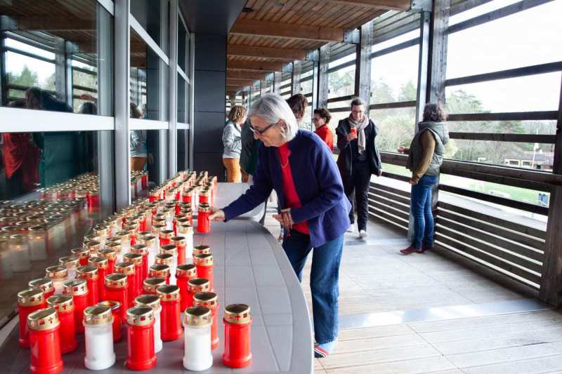 Retour en images sur la dernière retraite d'étude et méditation guidée par lama Jigmé Rinpoché, à Dhagpo Kagyu Ling