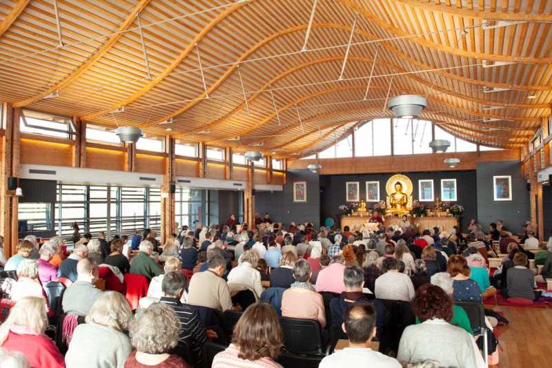 Retour en images sur la dernière retraite d’étude et méditation guidée par lama Jigmé Rinpoché, à Dhagpo Kagyu Ling