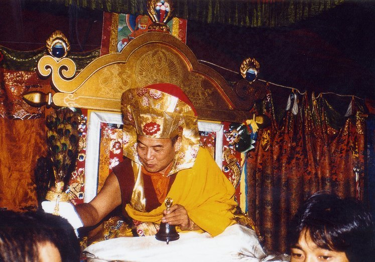 08_1977-28-oct-au-10-nov_16e-GK_trone-cote-de-Jor-_inconnu