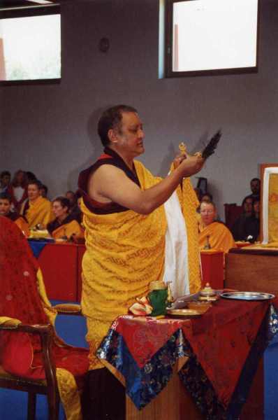 21 juillet 2001, le bouddha du grand temple de Kundreul Ling : de la création à la consécration