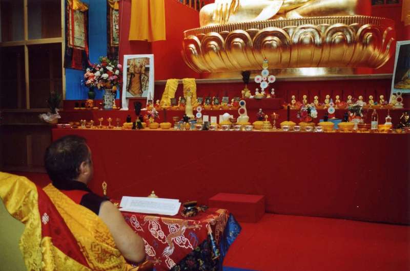 21 juillet 2001, le bouddha du grand temple de Kundreul Ling : de la création à la consécration