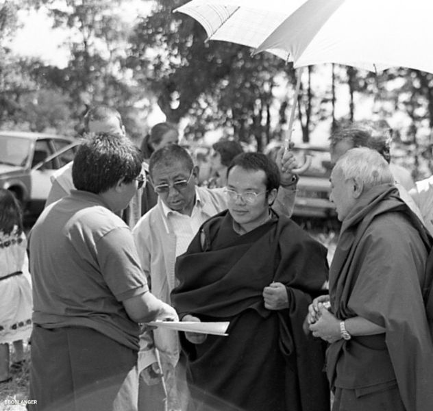 TAI SITOU_980X669 (1140 x 1082 px) - 06_Tai Sitou bénédiction terre Cote de Jor