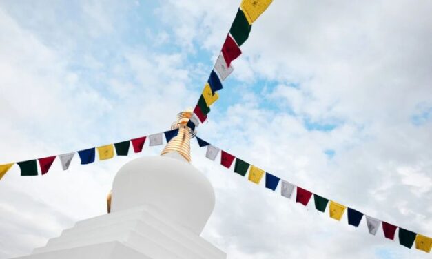 Karmapa à Karma Kunga Padkar Ling