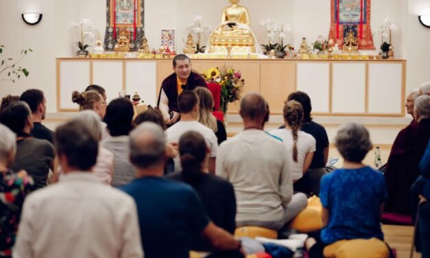 Karmapa se rend à Dhagpo Möhra